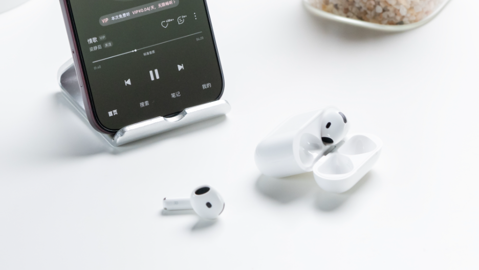 用了几天AirPods 5，我建议多掏150元